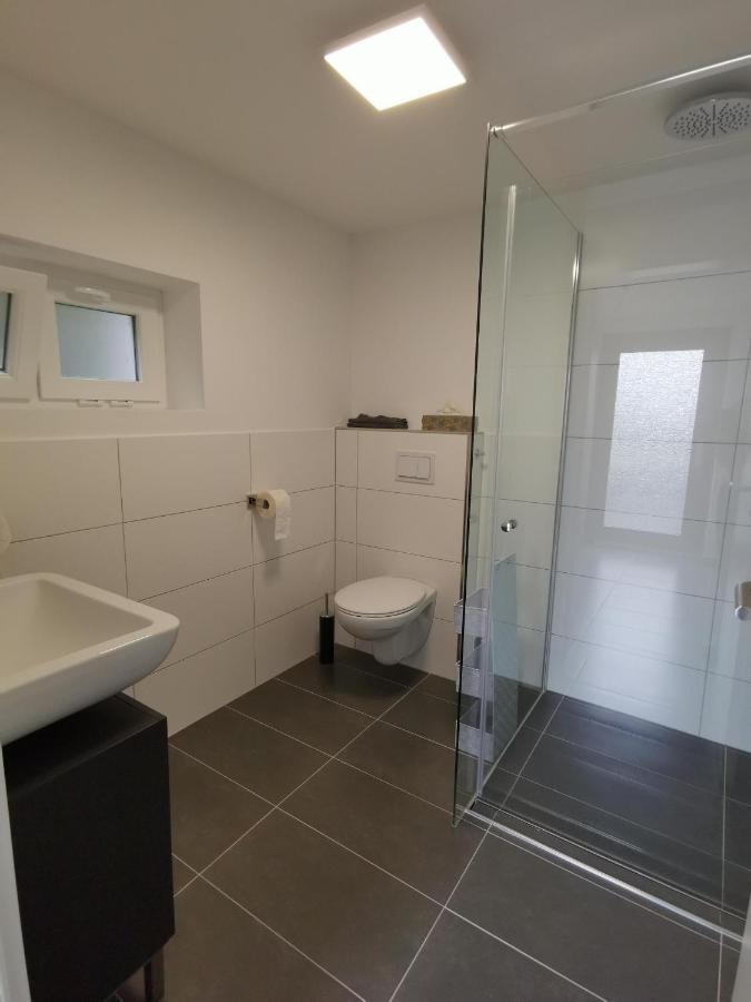 Moderne Wohnung Mit Terrasse Und Eigenem Zugang. Remscheid Extérieur photo